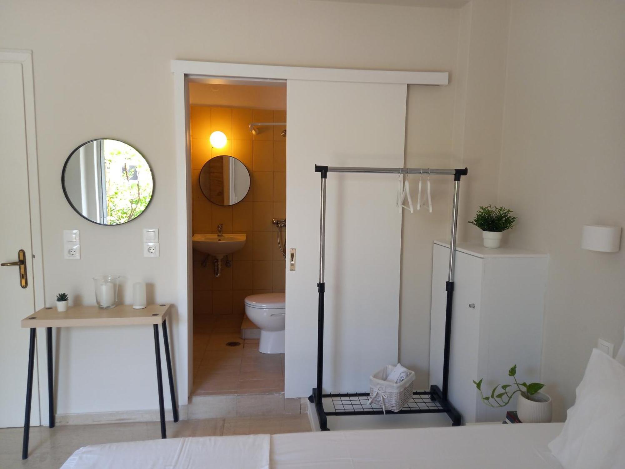 Ναrika Hotel Kamena Vourla Buitenkant foto