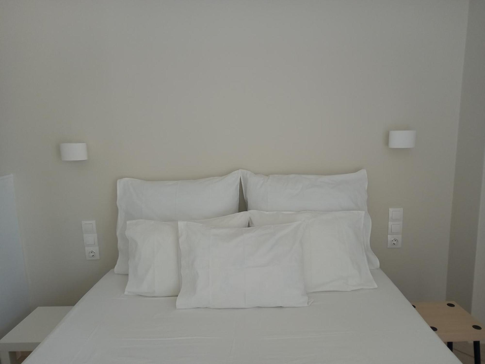 Ναrika Hotel Kamena Vourla Buitenkant foto